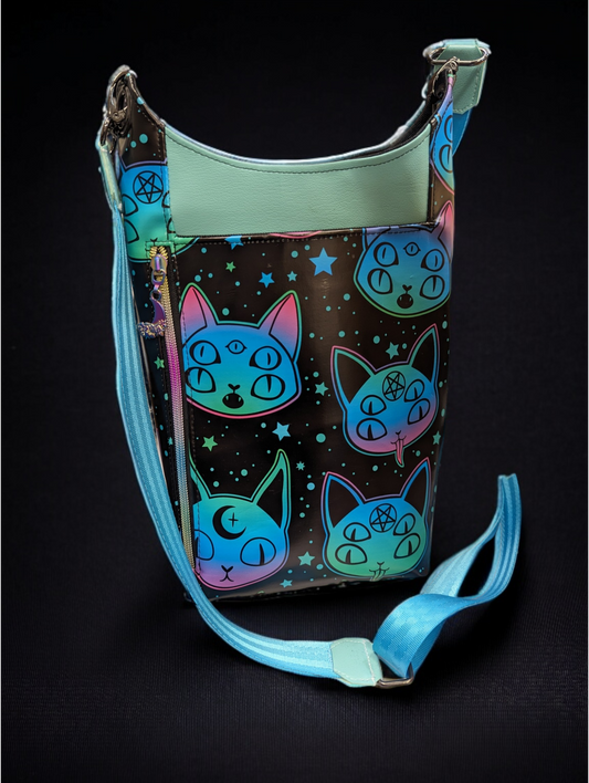 Alien Cats Bottle Bag