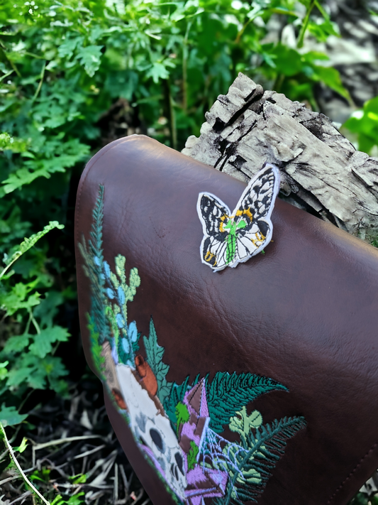 Skulls and Snails Messenger