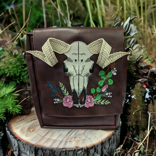 Ram Skull Messenger